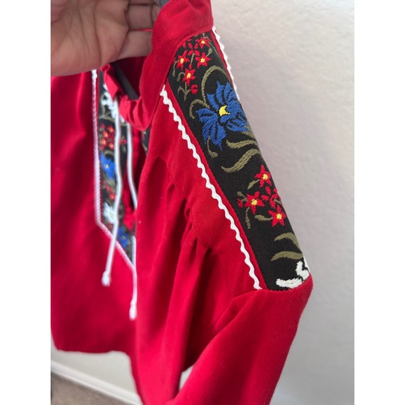 Vintage‎ Folk Embroidered Red Alpine Peasant Cottagecore Top SZ 40 (see msrmt)) - Picture 4 of 10